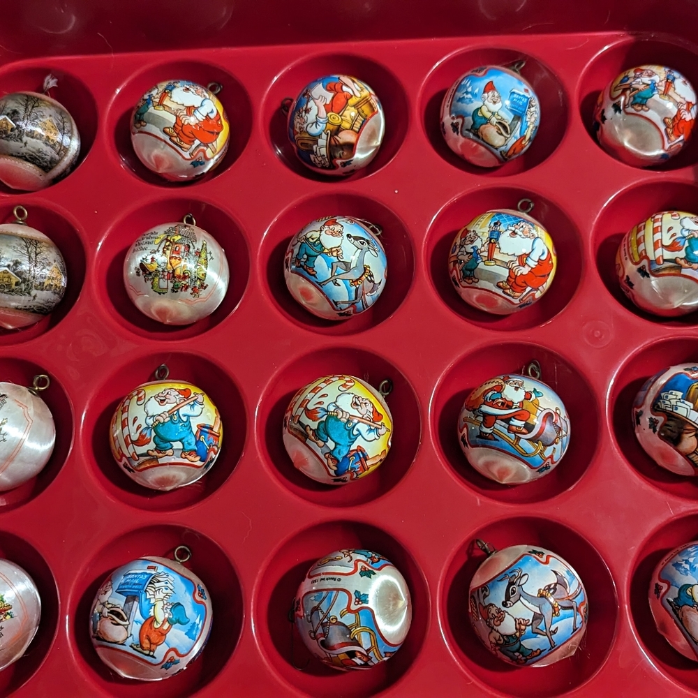 Set of 20 vintage ornaments Rauch Ind.